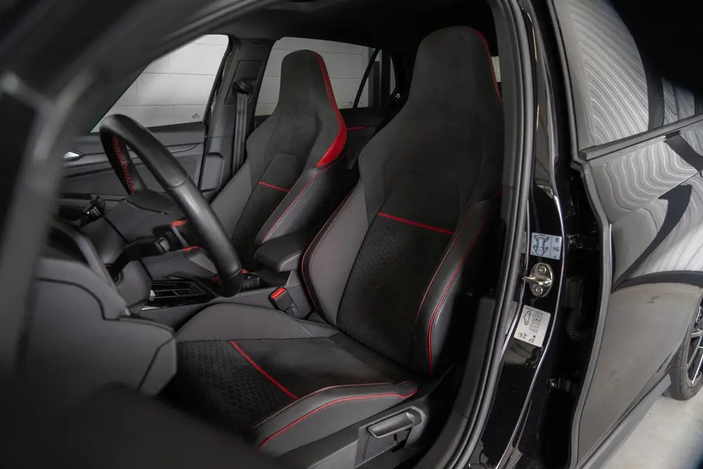 Volkswagen Golf Clubsport Golf 2.0 TSI GTI Clubsport | Pano | H&K | Nürbur uit 2022, foto 16