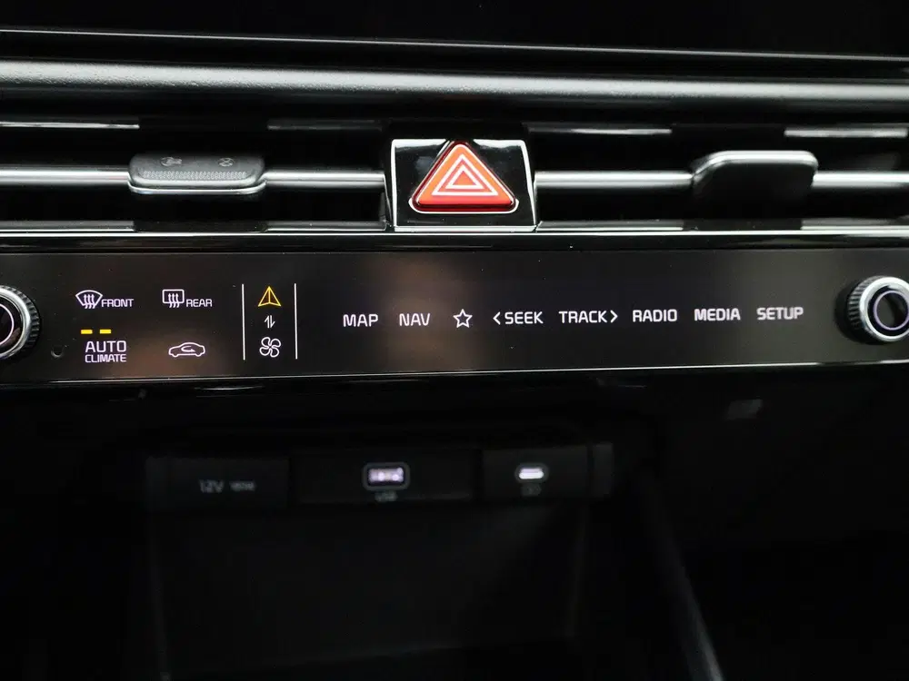 Kia Niro Light Advanced 64.8 kWh Stoelverwarming uit 2025, foto 18