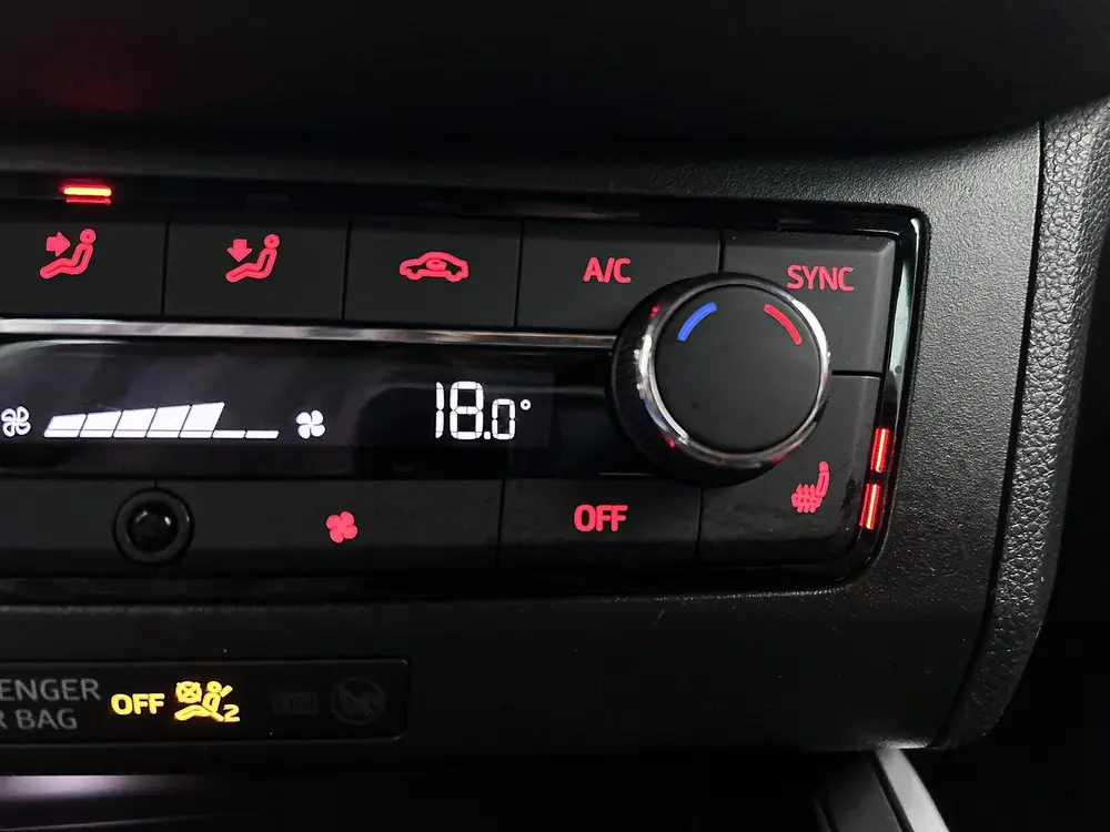 SEAT Arona 1.5 TSI EVO FR Business Intense | Beats Audio | A uit 2019, foto 13