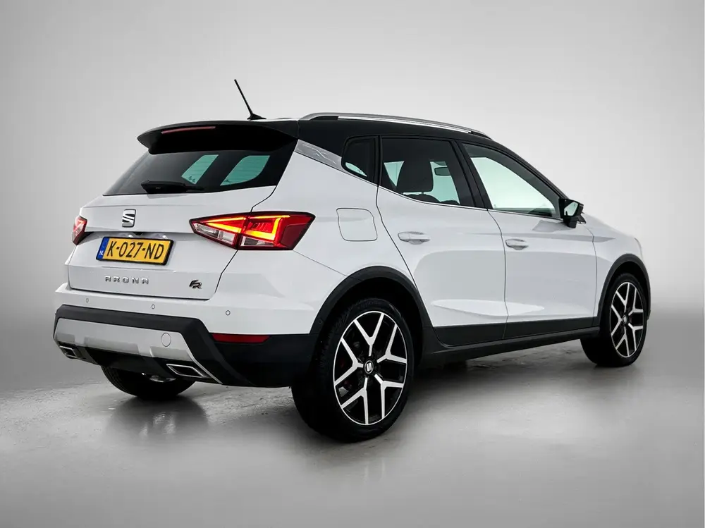 SEAT Arona 1.5 TSI EVO FR Business Intense | Beats Audio | A uit 2019, foto 2
