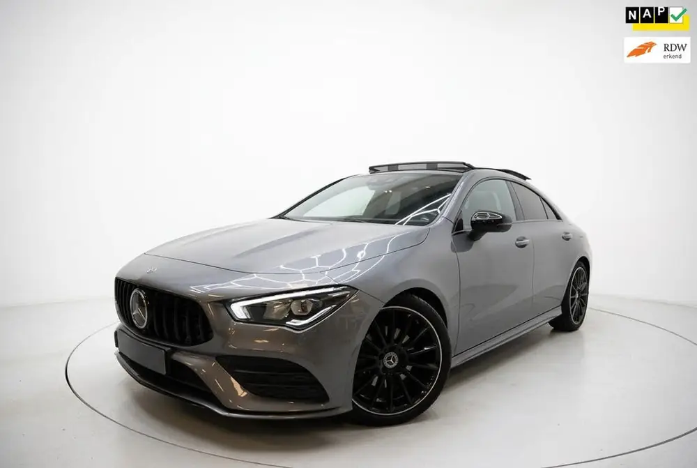 Mercedes-Benz CLA klasse 180 AMG NIGHT PANO CAM CARPLAY uit 2020