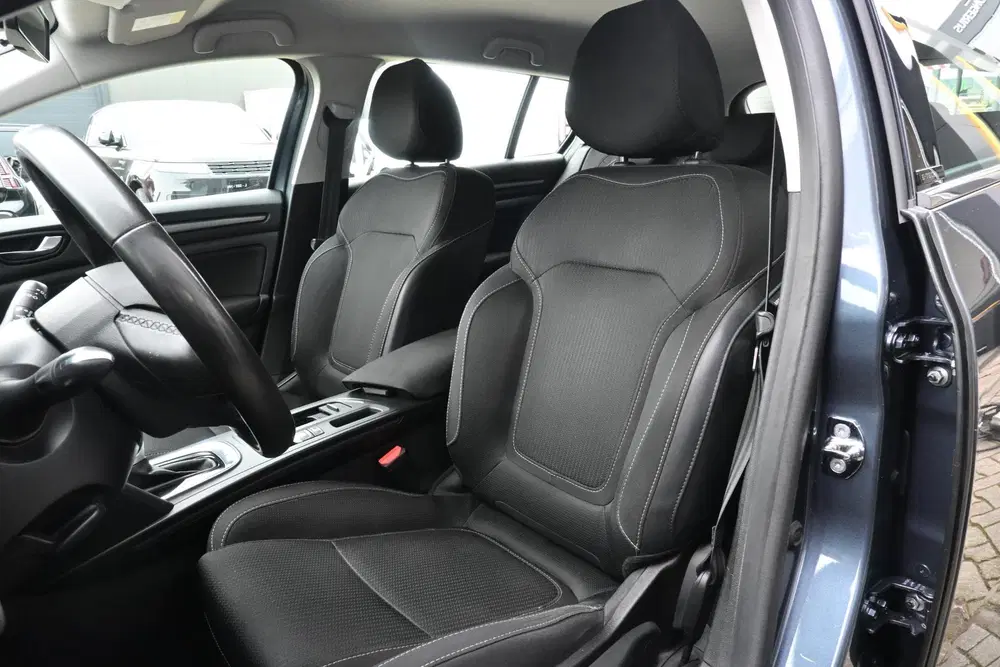 Renault Megane Mégane Estate E-Tech Plug-In Hybrid 160 Bu uit 2021, foto 10