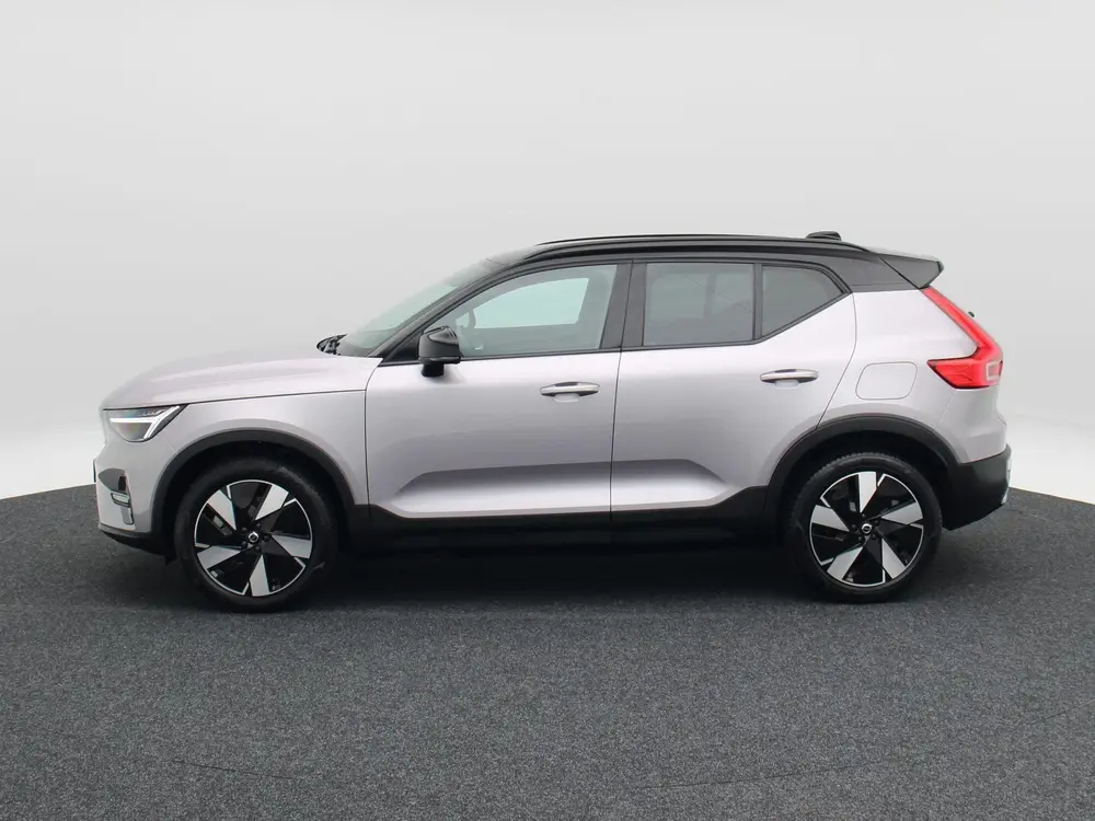 Volvo EX40 Single Motor Extended Range Plus 82 kWh 25 uit 2025, foto 10