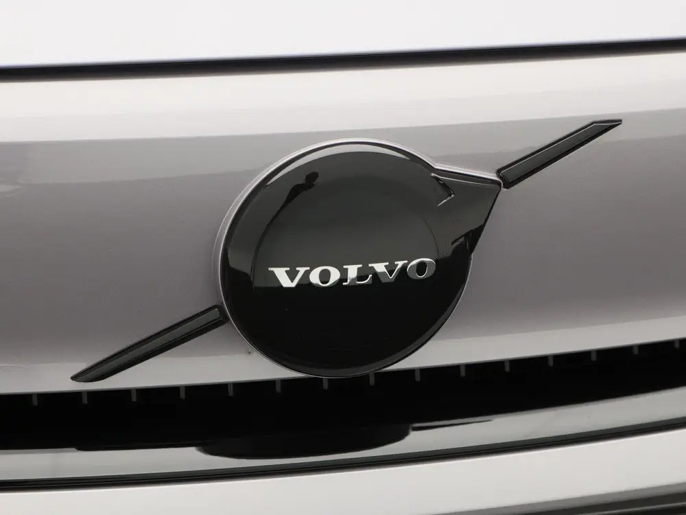 Volvo EX40 Single Motor Extended Range Plus 82 kWh 25 uit 2025, foto 12