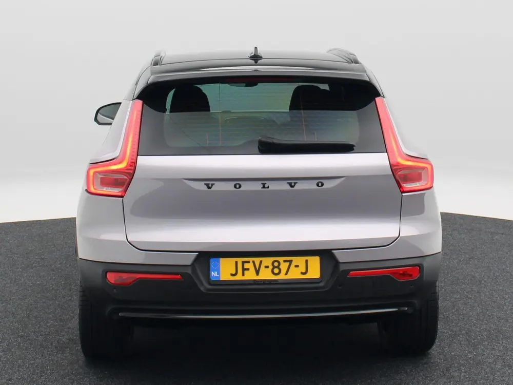 Volvo EX40 Single Motor Extended Range Plus 82 kWh 25 uit 2025, foto 7