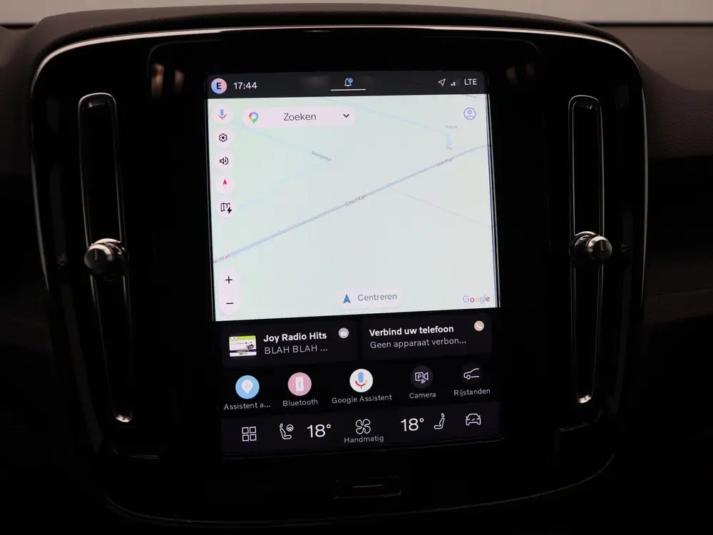 Volvo EX40 Single Motor Extended Range Plus 82 kWh 25 uit 2025, foto 9