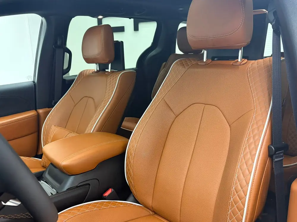 Chrysler Pacifica 3.6 V6 Hybride Pinnacle Nieuw (bj 2026) uit 2026, foto 4