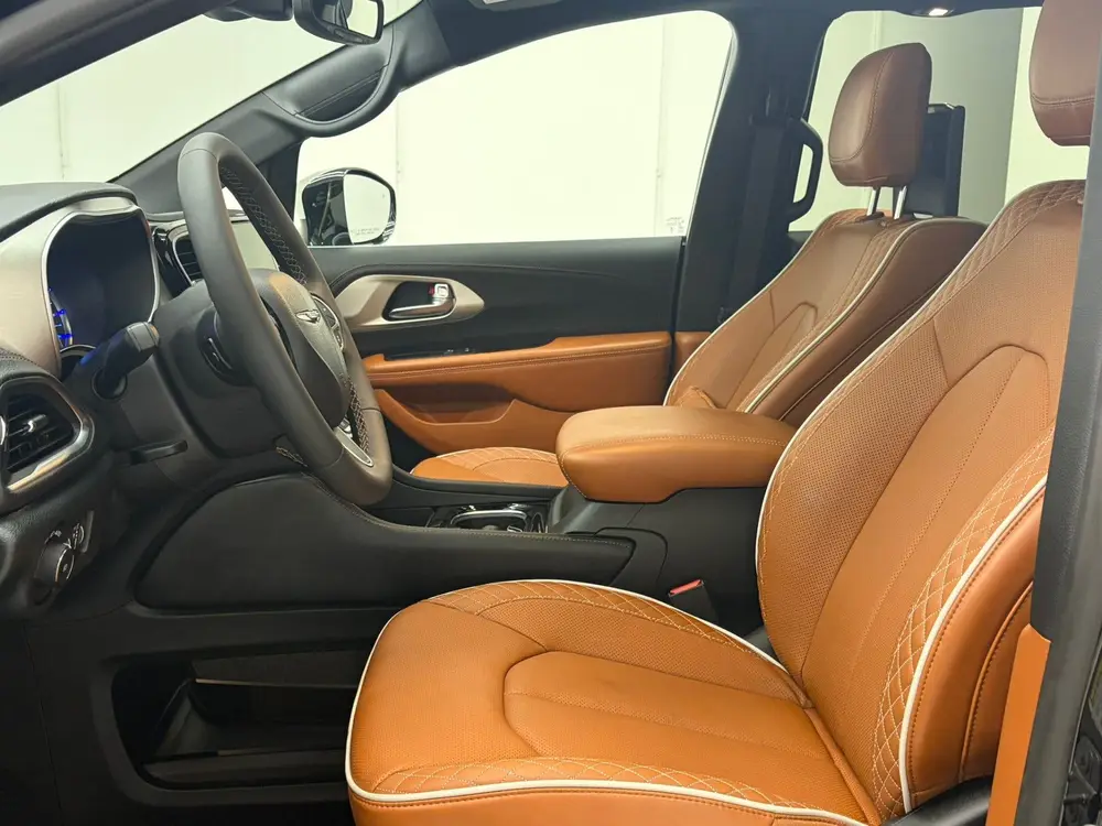 Chrysler Pacifica 3.6 V6 Hybride Pinnacle Nieuw (bj 2026) uit 2026, foto 5