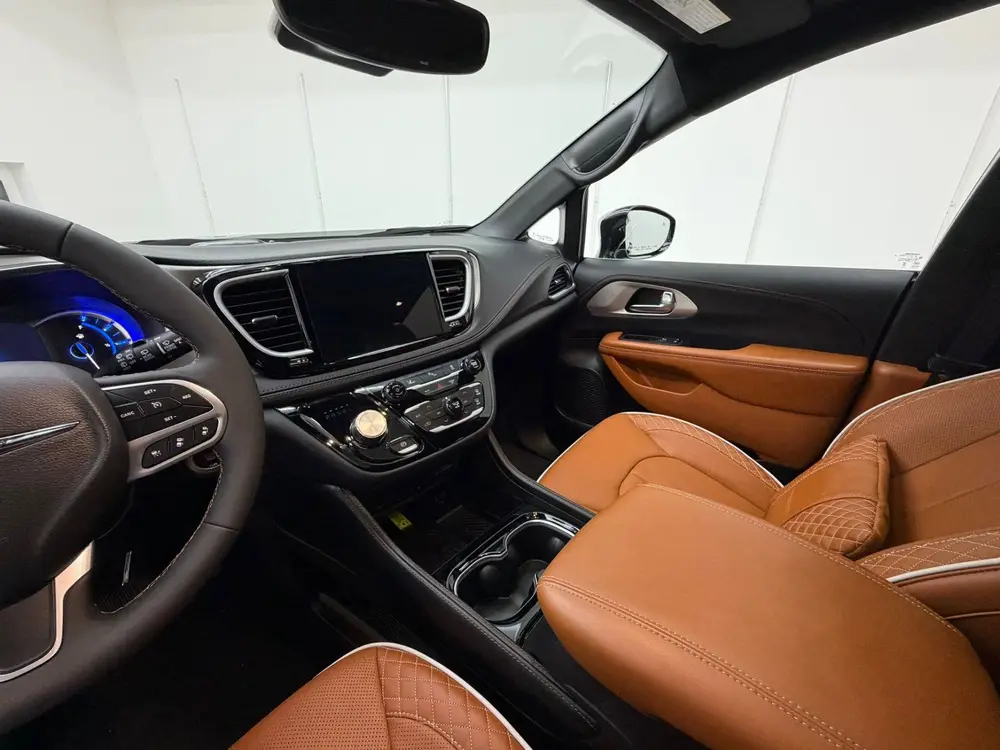 Chrysler Pacifica 3.6 V6 Hybride Pinnacle Nieuw (bj 2026) uit 2026, foto 6