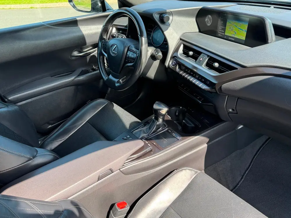 Lexus UX 250h Business Line Aut, Acc, Stoelvrw, Navi, Pdc, C uit 2019, foto 11
