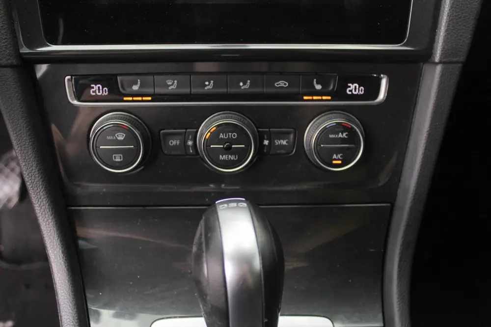 Volkswagen Golf 1.0 TSI Comfortline Business - automaat - AC uit 2019, foto 13