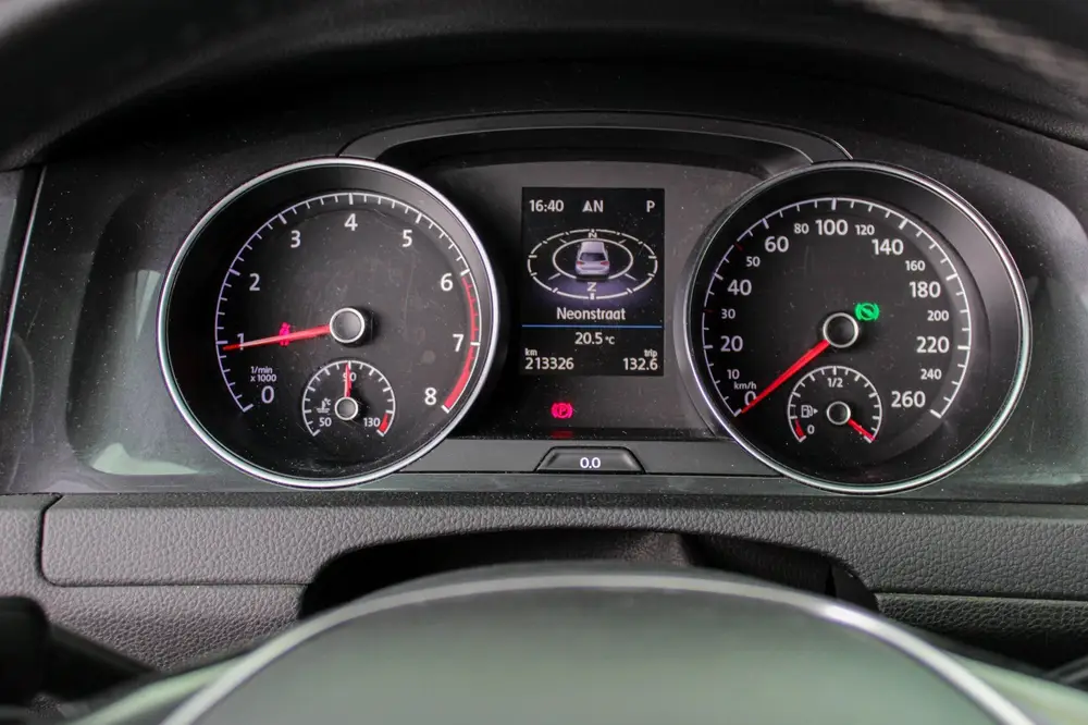 Volkswagen Golf 1.0 TSI Comfortline Business - automaat - AC uit 2019, foto 9