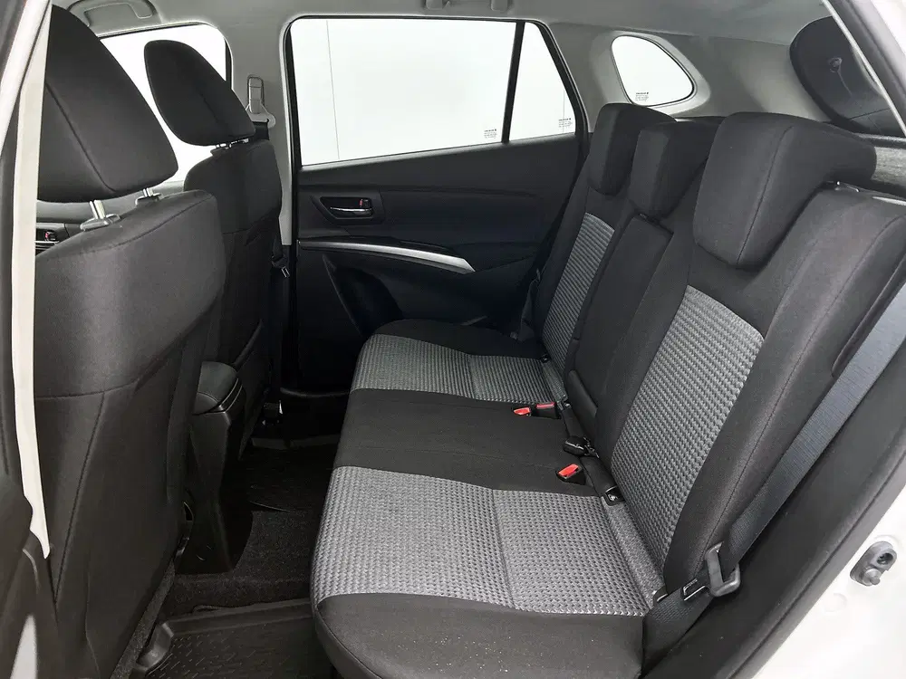 Suzuki S-Cross 1.5 Hybrid AllGrip Select uit 2023, foto 17