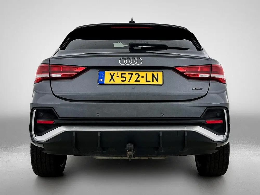 Audi Q3 40 TFSI quattro Business Edition uit 2020, foto 3