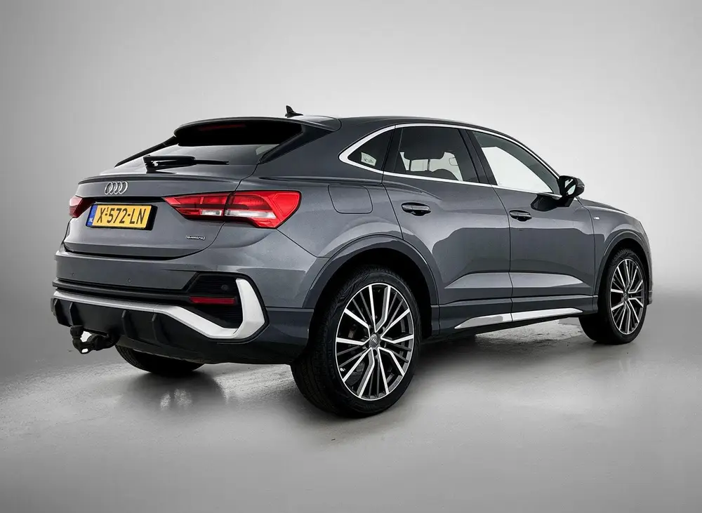 Audi Q3 40 TFSI quattro Business Edition uit 2020, foto 4