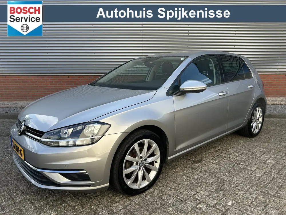 Volkswagen Golf 1.0 TSI Comfortline | CarPlay | Navigatie | uit 2019
