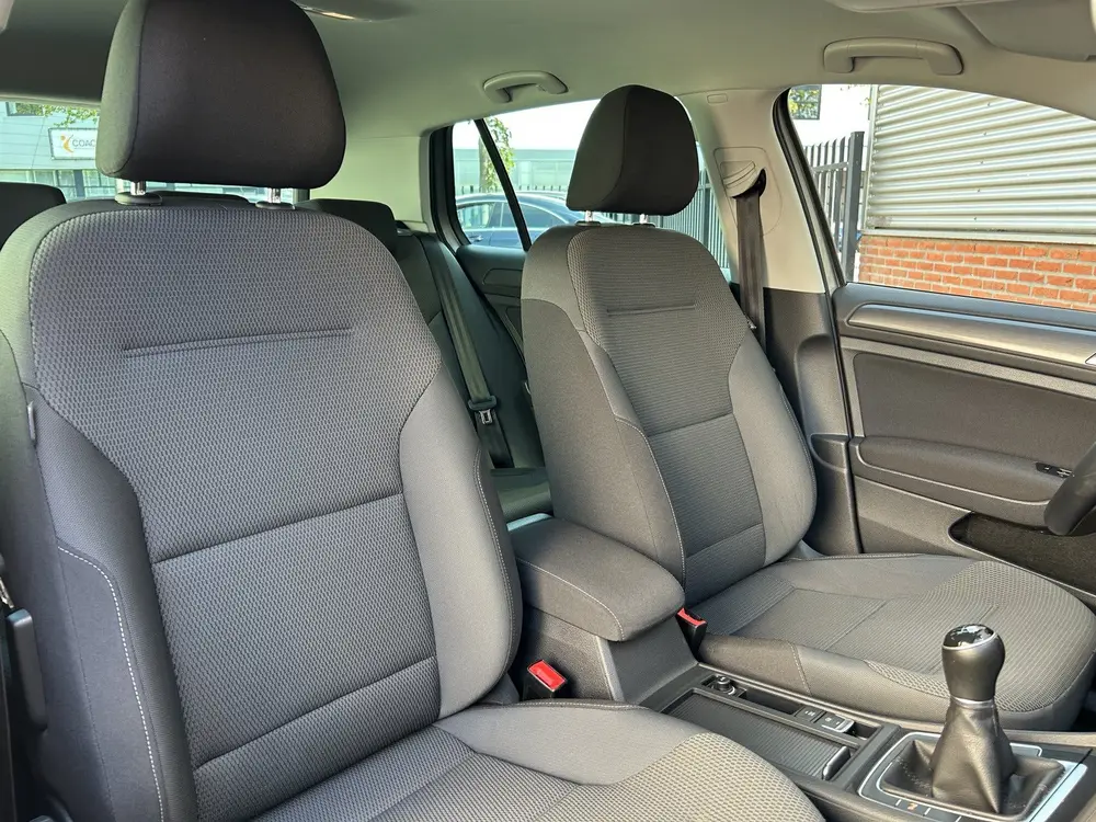 Volkswagen Golf 1.0 TSI Comfortline | CarPlay | Navigatie | uit 2019, foto 5
