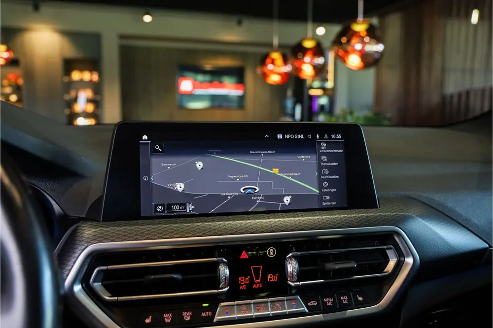 BMW X3 xDrive30e High Exe M 50 Jaar Edition M-Spo uit 2022, foto 12