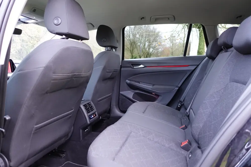 Volkswagen Golf Variant 1.5 eTSI R-Line | Trekhaak | Stoelve uit 2022, foto 20