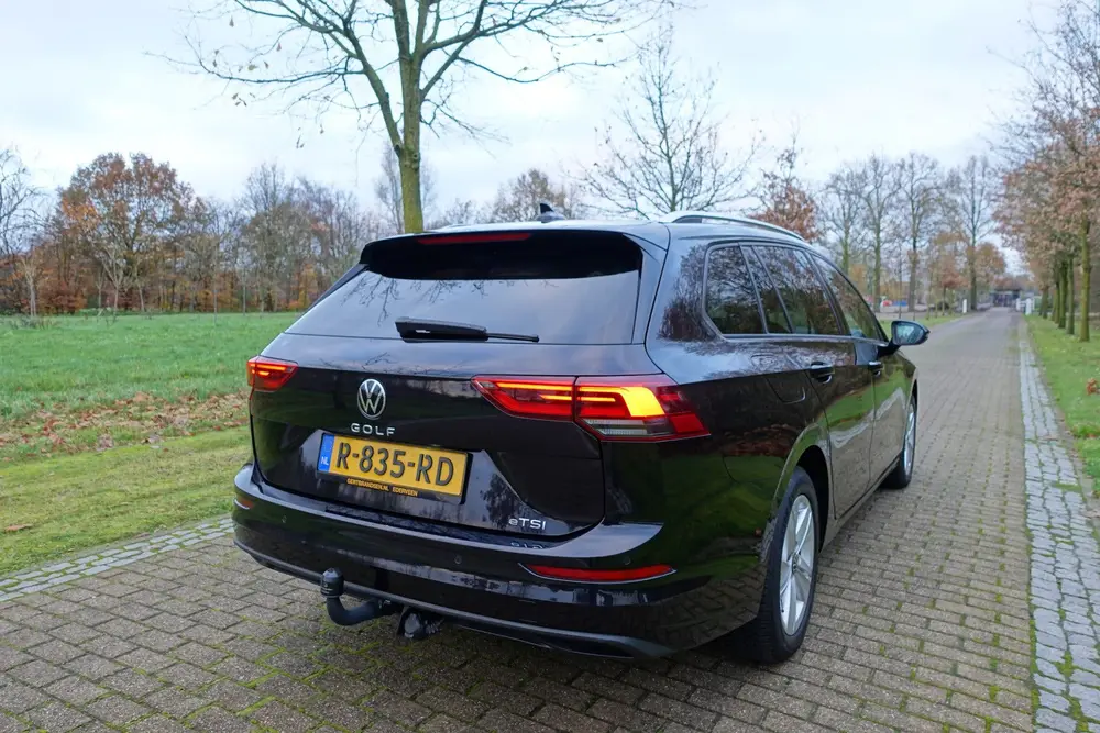 Volkswagen Golf Variant 1.5 eTSI R-Line | Trekhaak | Stoelve uit 2022, foto 4