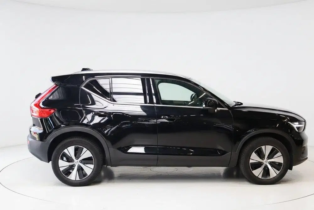 Volvo XC40 1.5 T4 Plug-in hybrid uit 2022, foto 2
