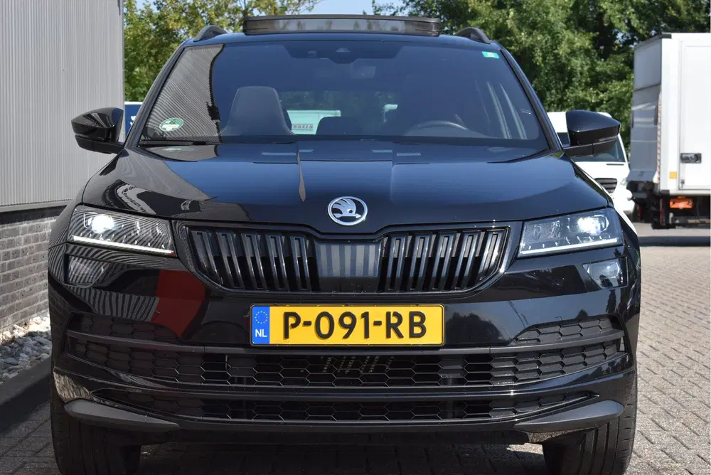 Skoda Karoq 1.5 TSI ACT Sportline Business Panorama uit 2022, foto 16
