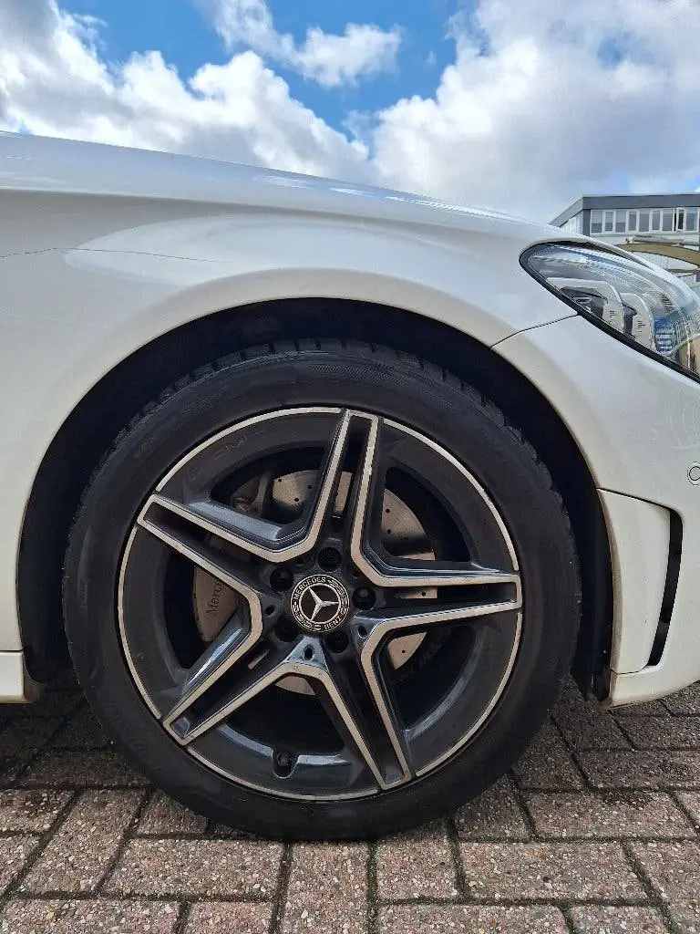 Mercedes-Benz C-Klasse C180d Estate AMG uit 2019, foto 9