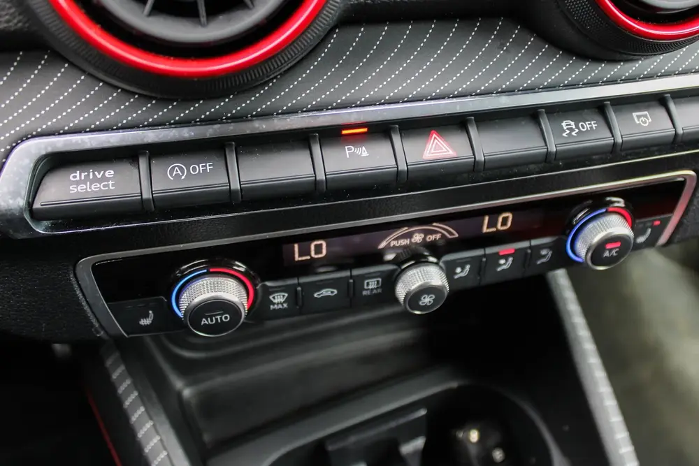 Audi Q2 2.0 TFSI SQ2 Pro Line Plus PANO LED CAMERA uit 2019, foto 13