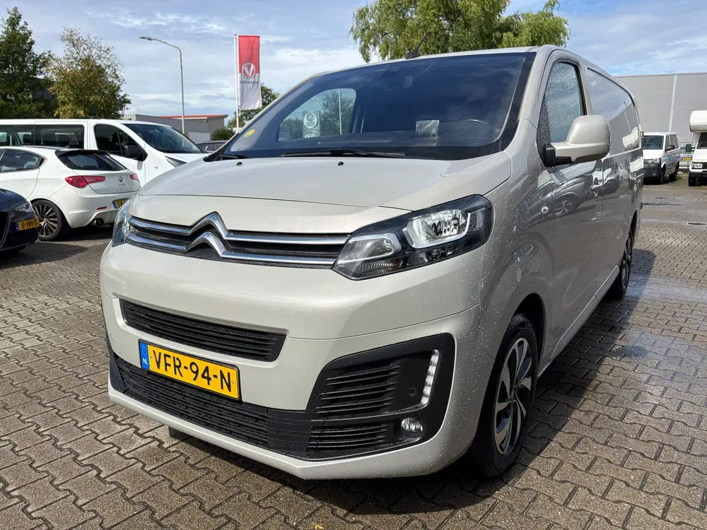 Citroën Jumpy Citroen Jumpy 2.0 BlueHDI 180 XL Driver AU uit 2020, foto 3