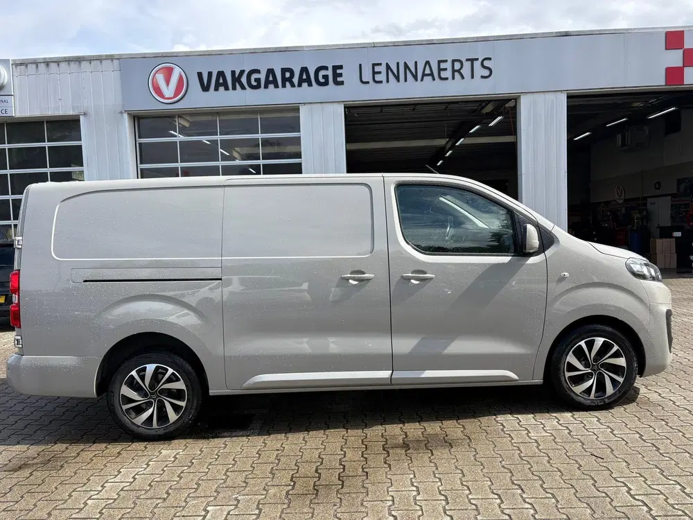 Citroën Jumpy Citroen Jumpy 2.0 BlueHDI 180 XL Driver AU uit 2020, foto 6