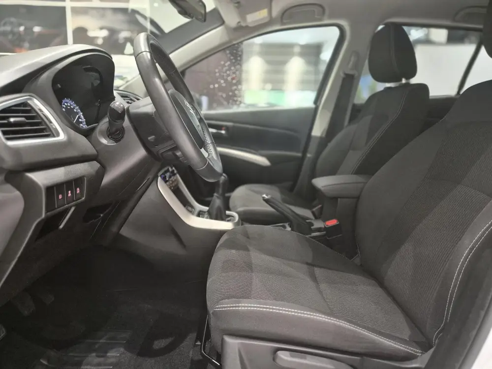 Suzuki S-Cross 1.0 Boosterjet Select | Trekhaak | Stoelverwa uit 2019, foto 7