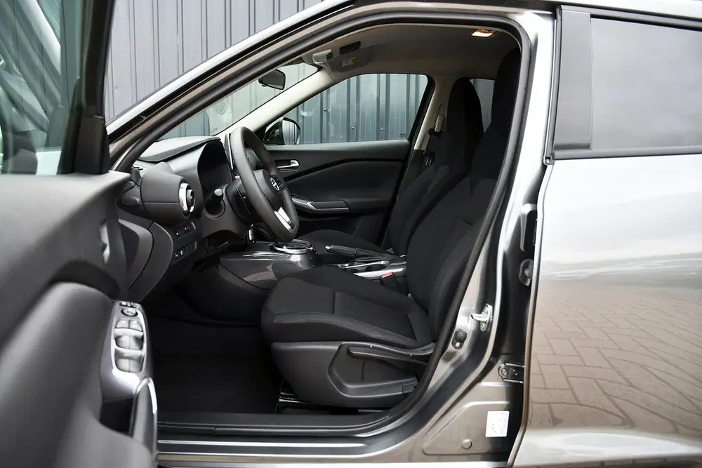 Nissan Juke 1.0 DiG-T AUT Acenta 06-2024 uit 2024, foto 9