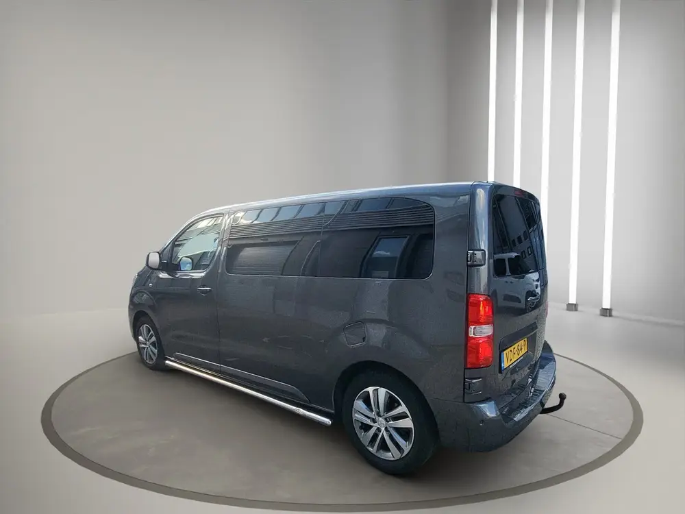 Peugeot Expert 2.0 BlueHDI 180 Automaat\ lage kmst\ top o uit 2019, foto 4