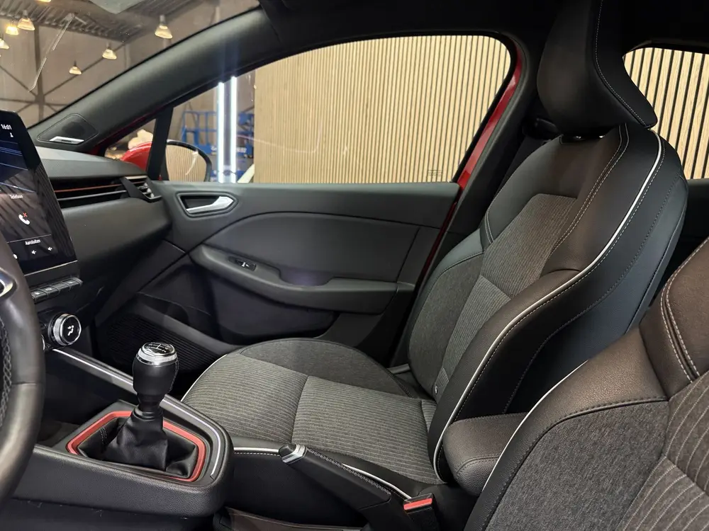 Renault Clio 1.0 TCe 100pk Edition One | Groot Navi | Bose | uit 2019, foto 20
