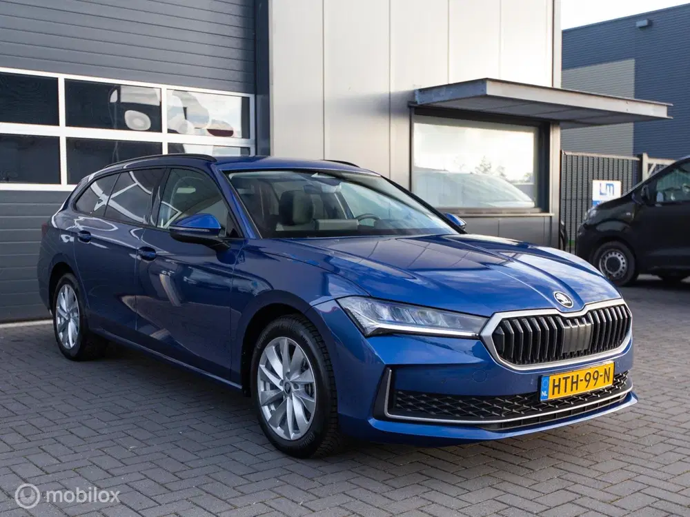 Skoda Superb 1.5 TSI MHEV Business Edition 150PK uit 2025, foto 4