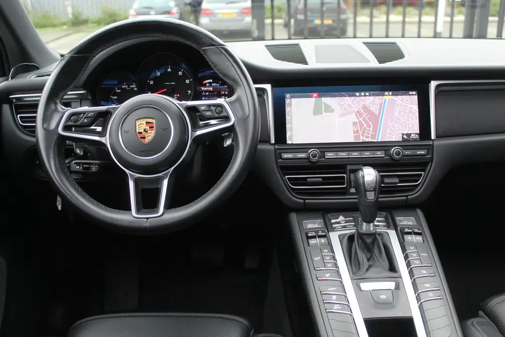 Porsche Macan 2.0 Panoramadak/Adaptive cruise control/Ledere uit 2020, foto 19