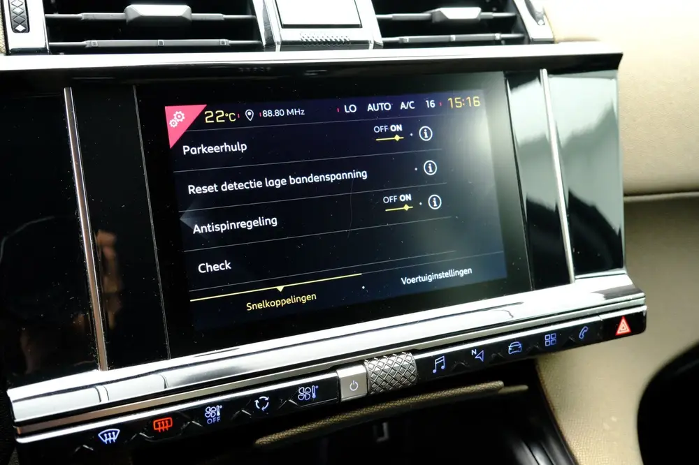 DS Automobiles 7 Crossback DS 7 Crossback 1.6 PureTech Be Chic|LED|trekhaak|dealeronder uit 2019, foto 16