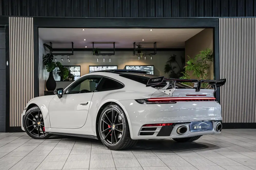 Porsche 911 3.0 Carrera S|Techart|Akrapovic|Pano|Chrono uit 2019, foto 3
