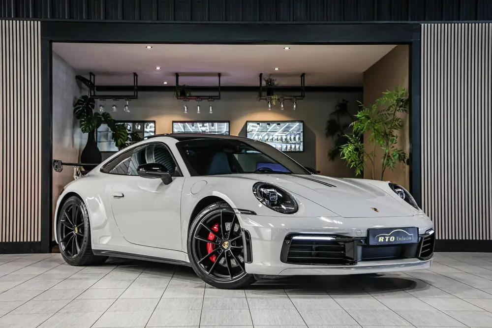 Porsche 911 3.0 Carrera S|Techart|Akrapovic|Pano|Chrono uit 2019, foto 4