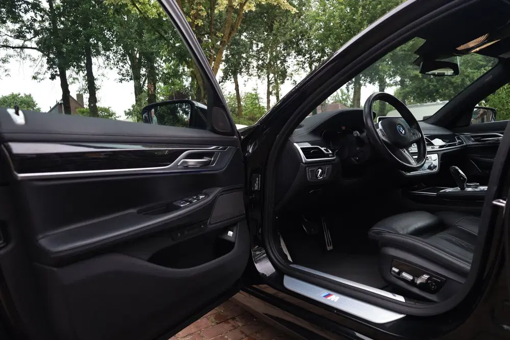 BMW 7-serie 745e High Executive Aut. uit 2022, foto 17