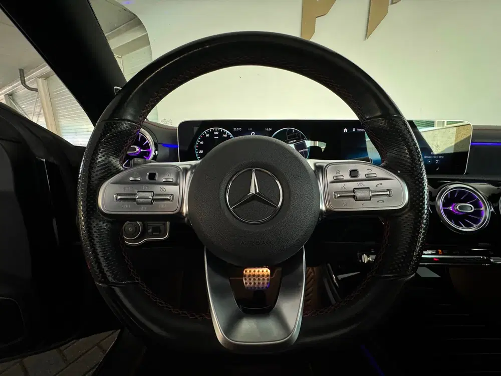 Mercedes-Benz CLA 250 Premium Plus Pano uit 2020, foto 10