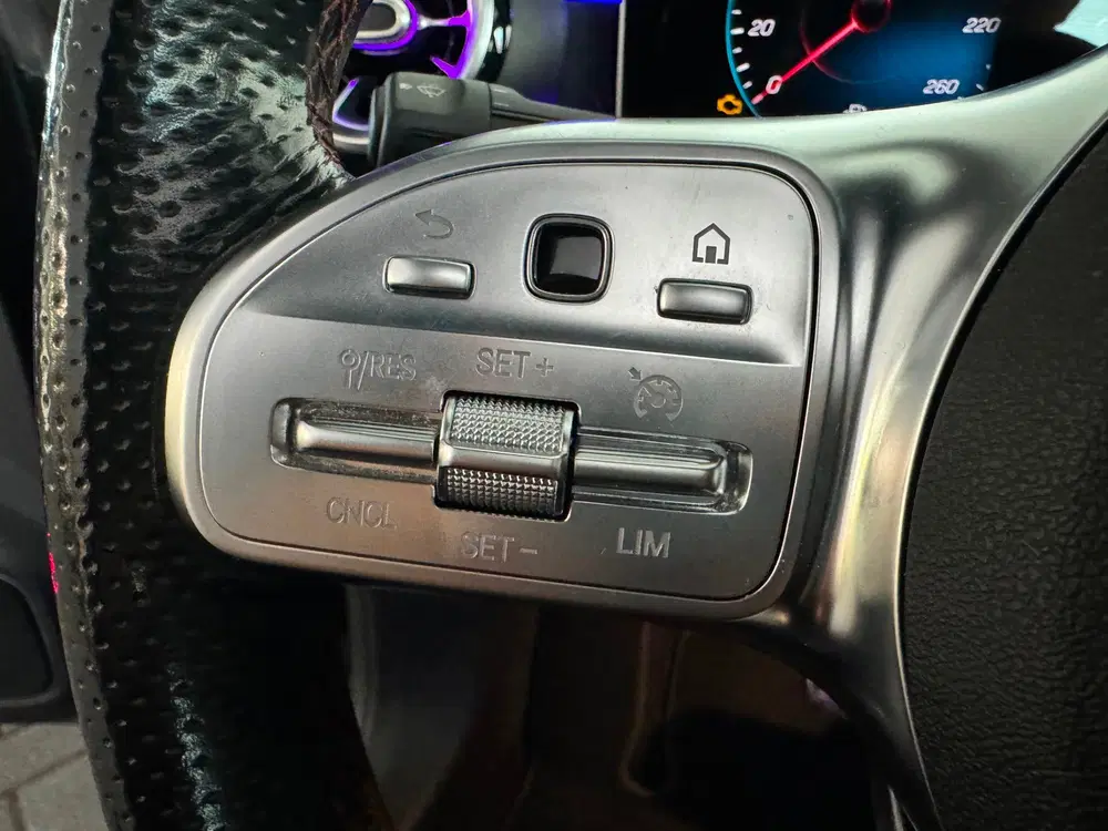 Mercedes-Benz CLA 250 Premium Plus Pano uit 2020, foto 13