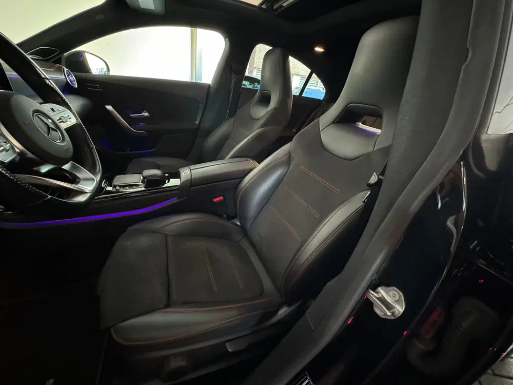 Mercedes-Benz CLA 250 Premium Plus Pano uit 2020, foto 9