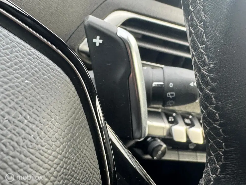 Peugeot 5008 1.2 PureTech Allure Automaat 7Zits Navi Camera uit 2019, foto 16