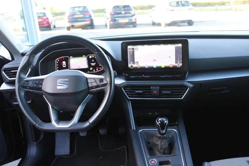 SEAT Leon 1.0 TSI Style Business Intense Led uit 2022, foto 6
