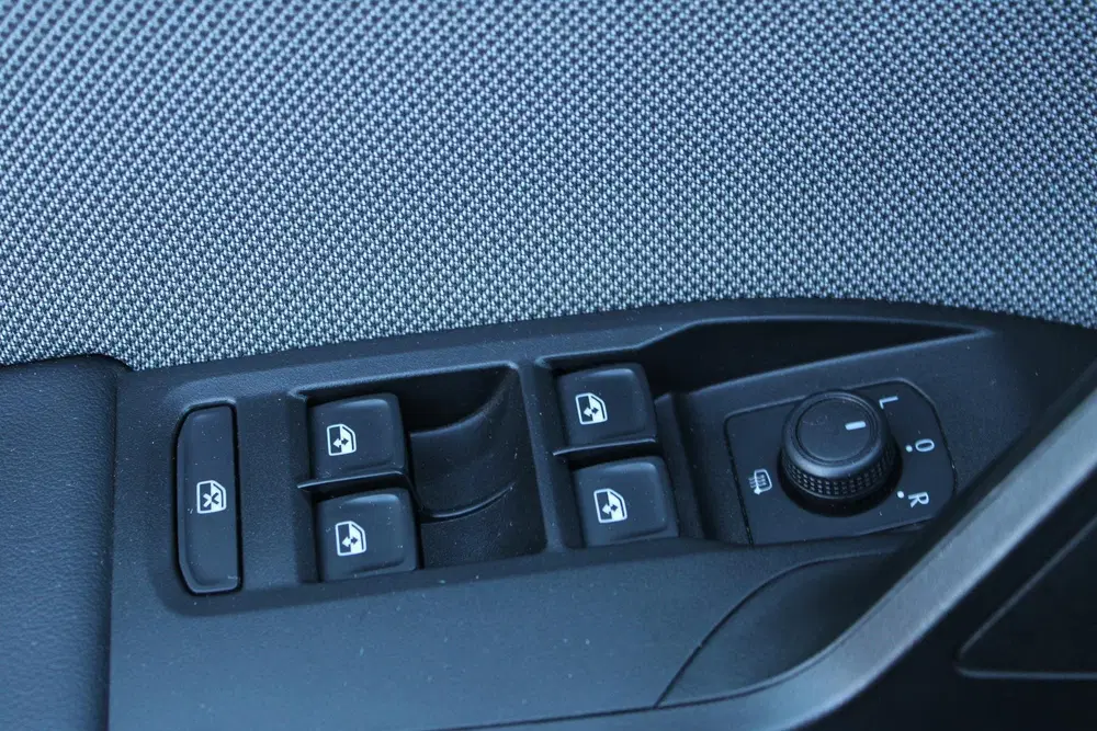SEAT Leon 1.0 TSI Style Business Intense Led uit 2022, foto 9