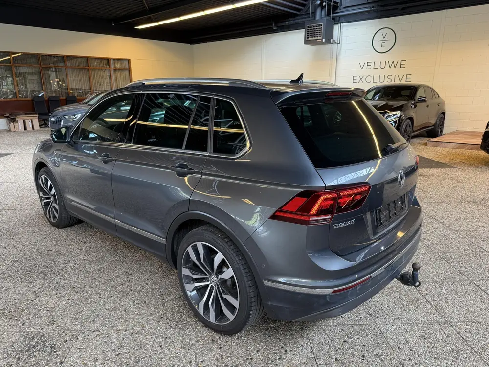 Volkswagen Tiguan 1.5 TSI ACT Highline | 52.000KM ! | Pano | uit 2020, foto 3