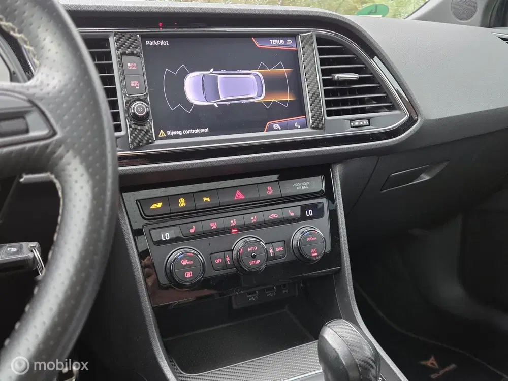 SEAT Leon Cupra 300 4DRIVE 2.0 TSI Beats uit 2020, foto 10