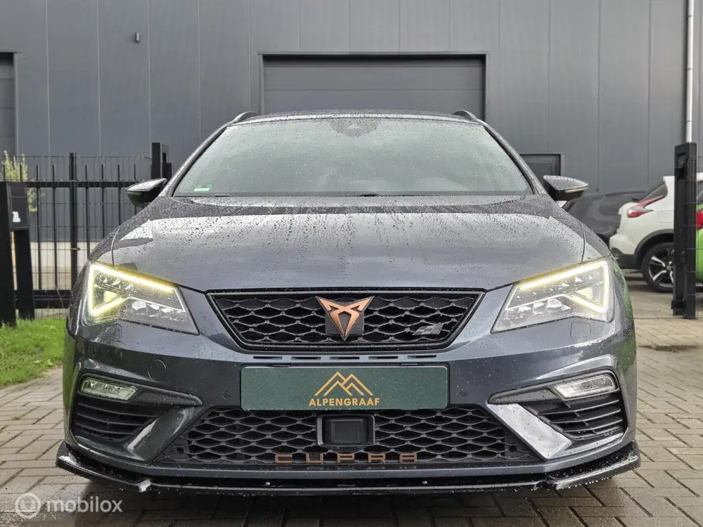 SEAT Leon Cupra 300 4DRIVE 2.0 TSI Beats uit 2020, foto 4