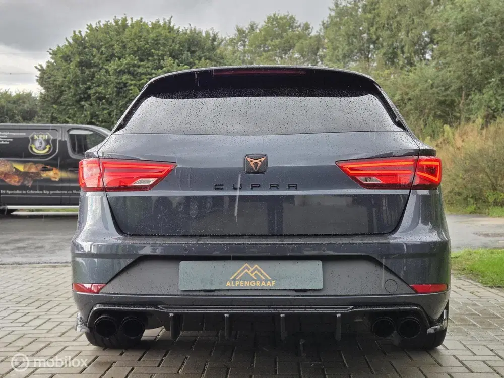 SEAT Leon Cupra 300 4DRIVE 2.0 TSI Beats uit 2020, foto 5